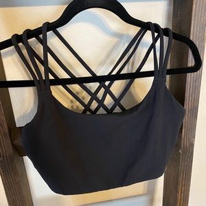 Athleta Hyper Focused Sports Bra in Powervita